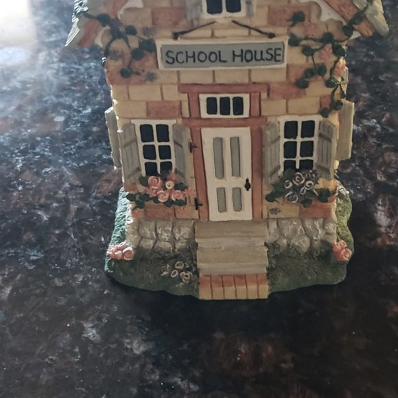 Ivy & Innocence The Olde Ivy School 6 x 3” 05090 1997 - Picture 2 of 5